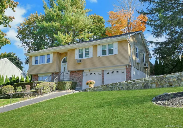 Photo 2 of Single family home for sale at 43 Bainbridge Ave, Mount Pleasant, NY 10594 | MLS# 1061919 | Listing updated on 2026-10-26