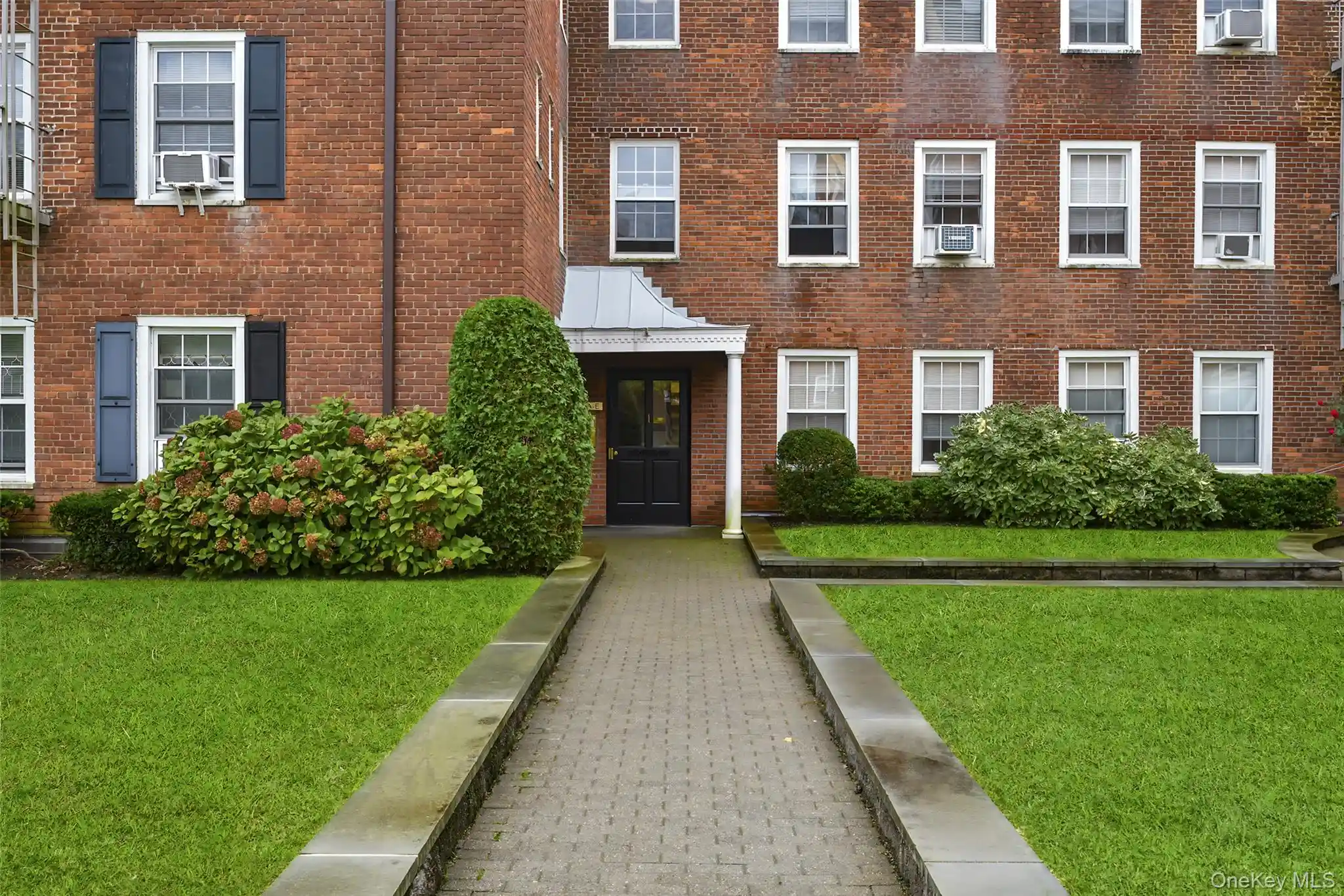 Listing Photo 1 - Condo for sale in 1815 Palmer Ave located at 1815 Palmer Ave, Mamaroneck, NY 10543 - Unit #1D