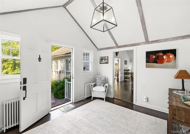 Photo 4 of Single family home for sale at 474 Water Ml Towd Rd, Southampton, NY 11968 | MLS# 1062009 | Listing updated on 2026-10-29