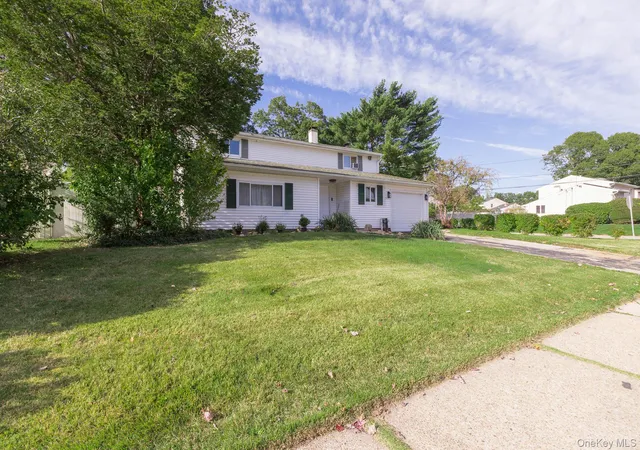 Photo 1 of Single family home for sale at 27 Monterey Ln, Brookhaven, NY 11720 | MLS# 1062040 | Listing updated on 2026-10-23