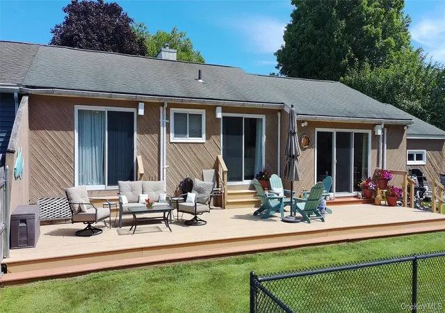 Photo 3 of Single family home for sale at 752 Mccord St #B, Southampton, NY 11978 | MLS# 1062043 | Listing updated on 2026-10-27