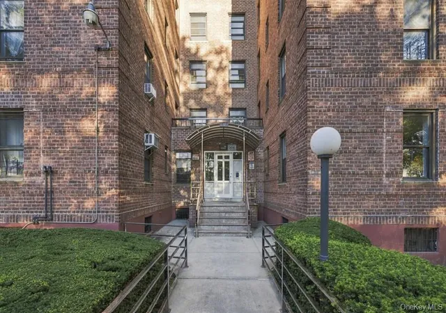 Condo for sale at 2645 Homecrest Ave #6D, New York, NY 11235 | MLS# 1062112