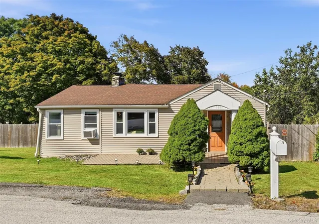 Photo 1 of Single family home for sale at 6 Mcgill Rd, Monroe, NY 10950 | MLS# 1062267 | Listing updated on 2026-10-18