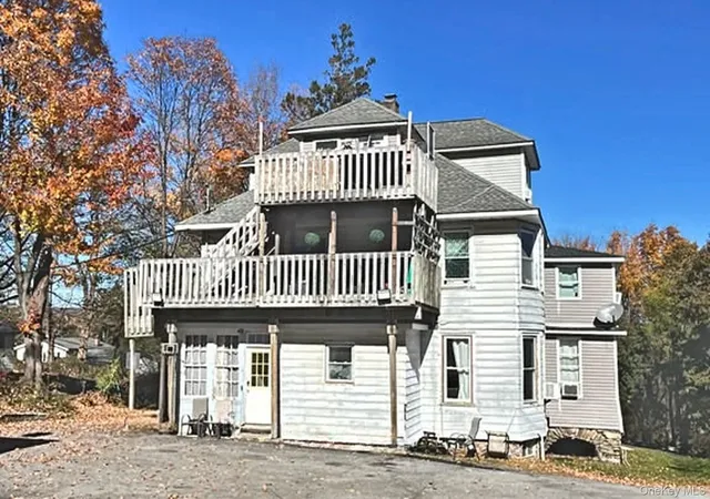 Photo 3 of House for sale at 26 Summit Ave, Monroe, NY 10926 | MLS# 1062291 | Listing updated on 2026-10-30