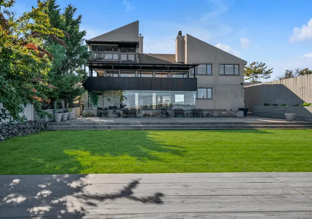 Photo 2 of Single family home for sale at 154-43 Riverside Dr, New York, NY 11357 | MLS# 1062299 | Listing updated on 2026-10-17