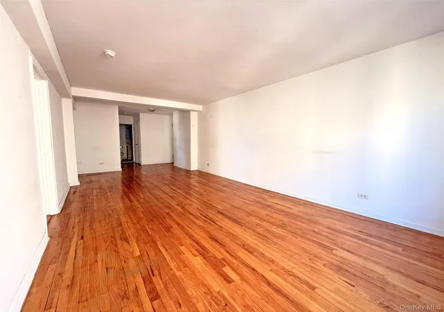 Listing Photo 5 - Condo for sale in building located at 1332 Metropolitan Ave, Bronx, NY 11237 - Unit #6K