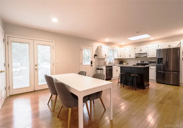 Photo 4 of Single family home for sale at 154 E Woodside Ave, Brookhaven, NY 11772 | MLS# 1062389 | Listing updated on 2026-10-29