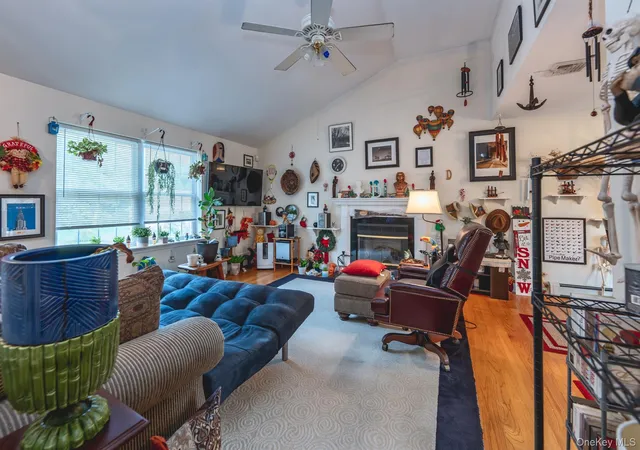 Photo 4 of Single family home for sale at 42 Colonial Dr, Rosendale, NY 12486 | MLS# 1062408 | Listing updated on 2026-10-28