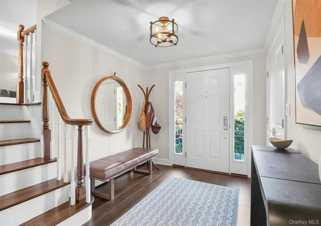 Photo 2 of Single family home for sale at 15 Tanglewood Rd, Scarsdale, NY 10583 | MLS# 1062434 | Listing updated on 2026-10-29