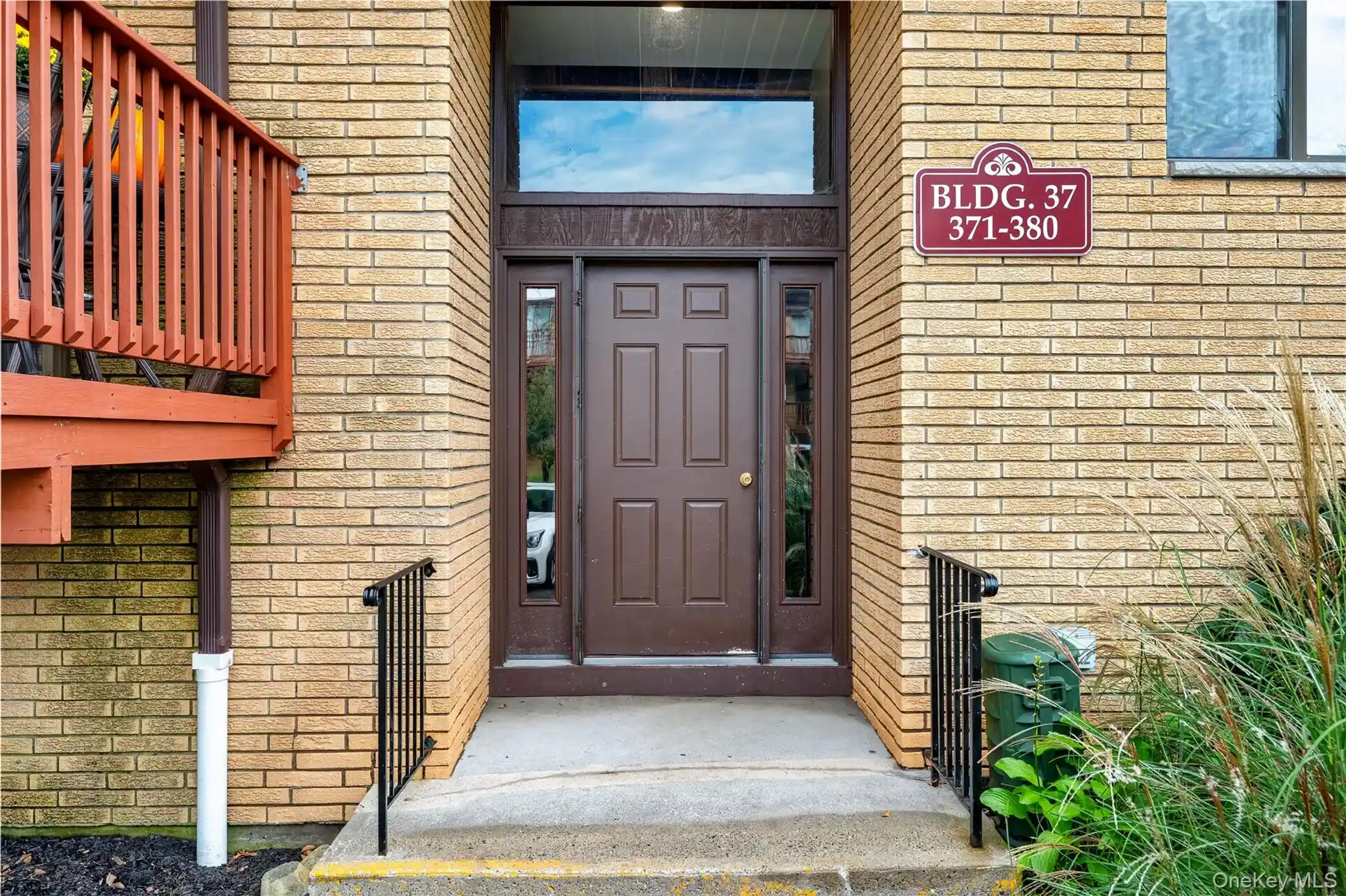 Listing Photo 1 - Condo for sale in 378 Richard Ct located at 378 Richard Ct, Haverstraw, NY 10970 - Unit 378 Richard Ct