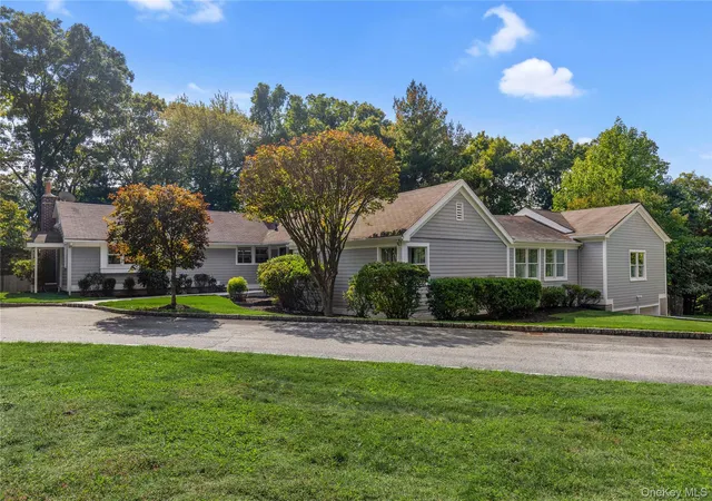 Photo 3 of Single family home for sale at 10 Skyview Dr, North Castle, NY 10504 | MLS# 1062512 | Listing updated on 2026-10-24