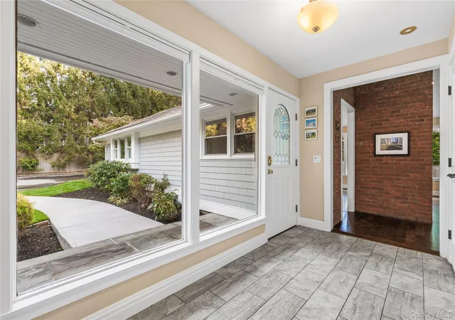 Photo 4 of Single family home for sale at 10 Skyview Dr, North Castle, NY 10504 | MLS# 1062512 | Listing updated on 2026-10-24