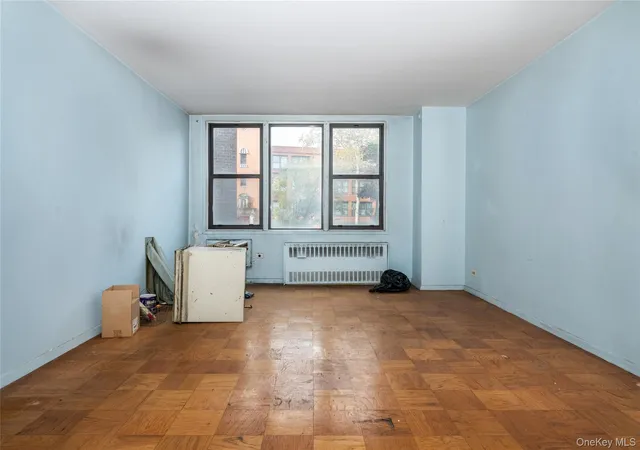 Photo 4 of House for sale at 3121 Middletown Rd #2B, New York, NY 10461 | MLS# 1062545 | Listing updated on 2026-10-28