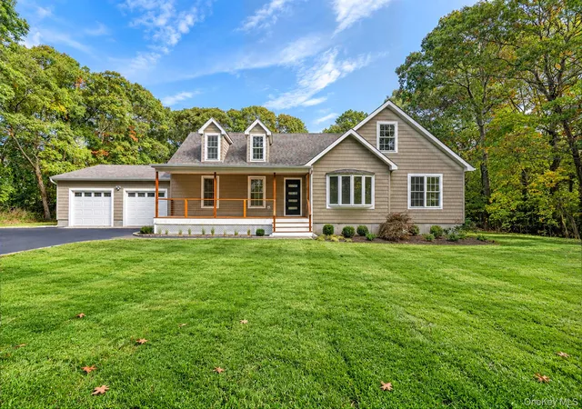 Single family home for sale at 42 Homestead Ave, Southampton, NY 11978 | MLS# 1062604