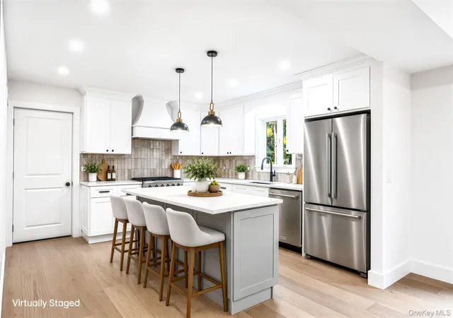 Photo 4 of Single family home for sale at 42 Homestead Ave, Southampton, NY 11978 | MLS# 1062604 | Listing updated on 2026-10-25