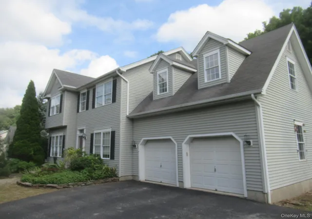 Photo 2 of Single family home for sale at 21 Gordon Ter, Warwick, NY 10990 | MLS# 1062617 | Listing updated on 2026-10-16