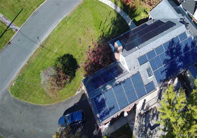 Photo 3 of Single family home for sale at 48 Disbrow Cir, New Rochelle, NY 10804 | MLS# 1062623 | Listing updated on 2026-10-28