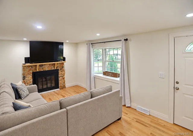 Photo 3 of Single family home for sale at 76 Grove Dr, Brookhaven, NY 11950 | MLS# 1062643 | Listing updated on 2026-10-24