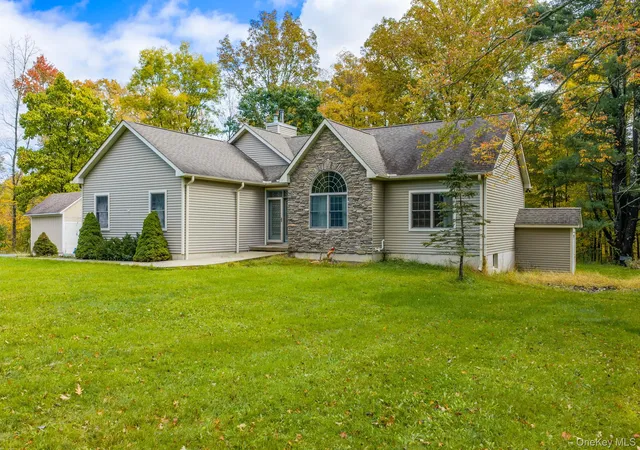 Photo 2 of Single family home for sale at 576 Burlingham Rd, Mamakating, NY 12721 | MLS# 1062668 | Listing updated on 2026-10-21