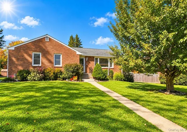 Single family home for sale at 8 Mark St, New Windsor, NY 12553 | MLS# 1062672