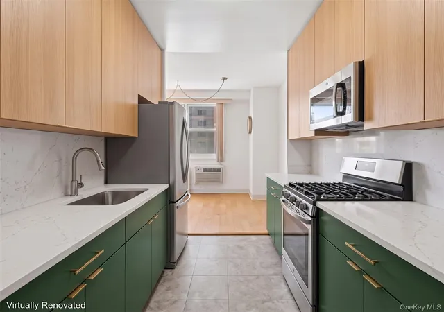 Photo 2 of House for sale at 880 Boynton Ave #9A, New York, NY 10473 | MLS# 1062705 | Listing updated on 2026-10-19