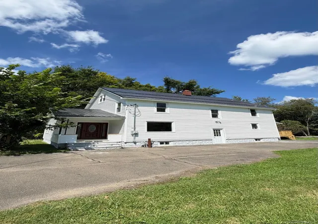 Photo 1 of Single family home for sale at 1709 Glenwood Rd, Vestal, NY 13850 | MLS# 1062738 | Listing updated on 2026-10-21