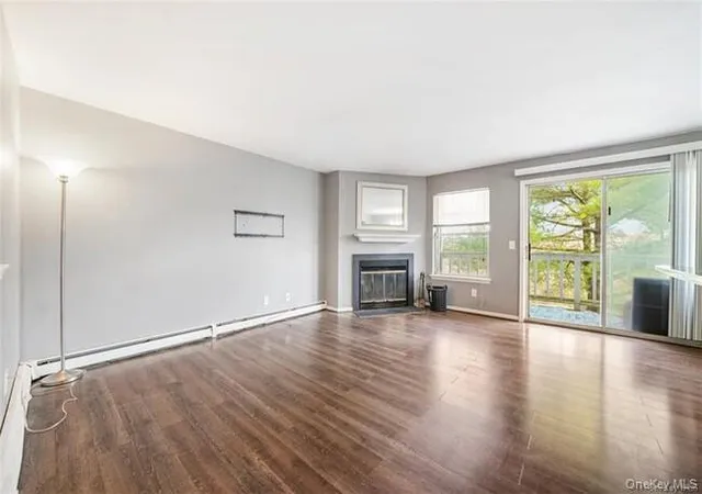 Listing Photo 2 - Condo for sale in building located at 10 Lexington Hl, Monroe, NY 10926 - Unit #3