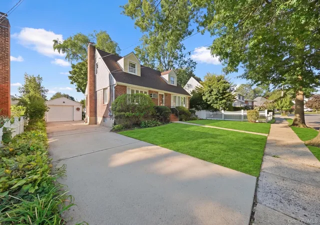 Photo 1 of Single family home for sale at 88 Meyer Ave, Hempstead, NY 11580 | MLS# 1062792 | Listing updated on 2026-10-20