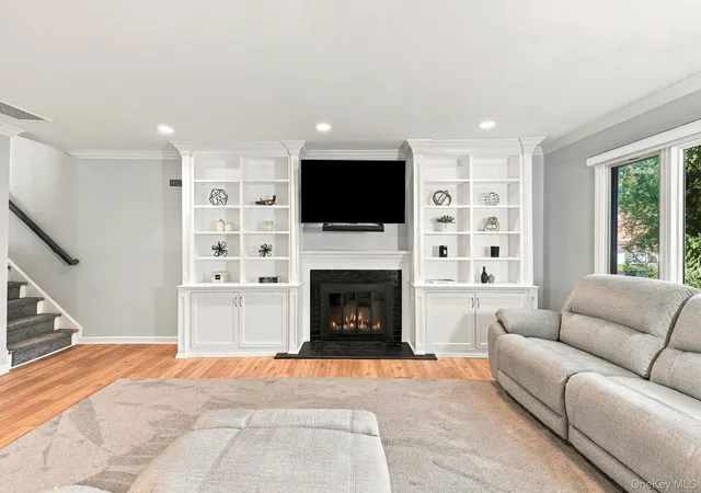 Photo 3 of Sale Pending at 2 Timberland Pass, Mount Pleasant, NY 10514 | MLS# 1062795 | Listing updated on 2026-10-23