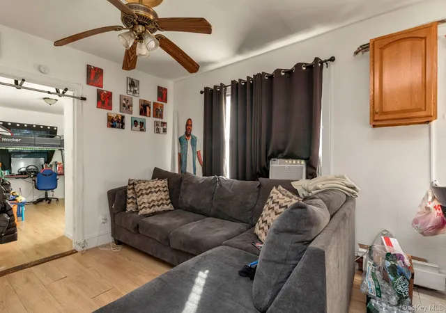 Photo 4 of House for sale at 60 E Market St, Long Beach, NY 11561 | MLS# 1062825 | Listing updated on 2026-10-20