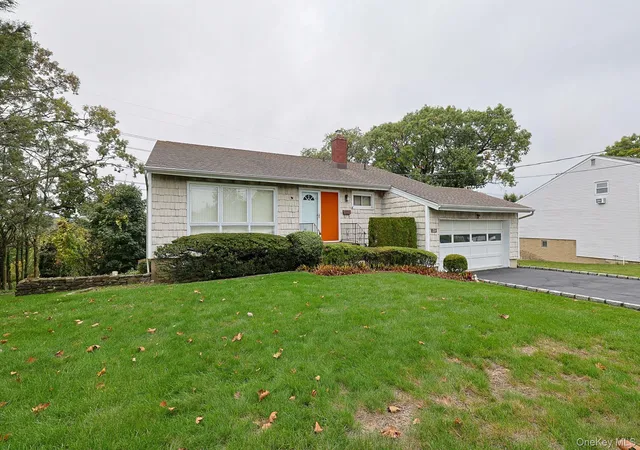 Photo 2 of Single family home for sale at 219 Remsen Rd, Yonkers, NY 10710 | MLS# 1062826 | Listing updated on 2026-10-20