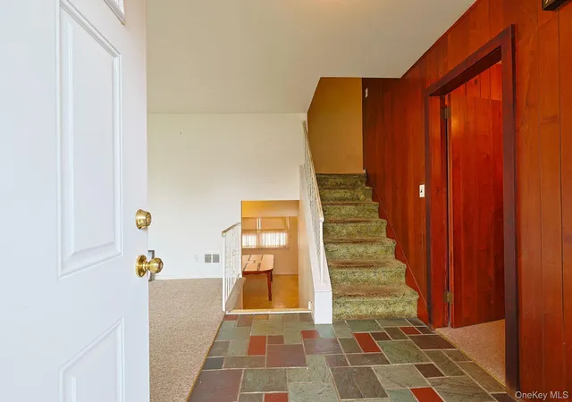 Photo 3 of Single family home for sale at 219 Remsen Rd, Yonkers, NY 10710 | MLS# 1062826 | Listing updated on 2026-10-20
