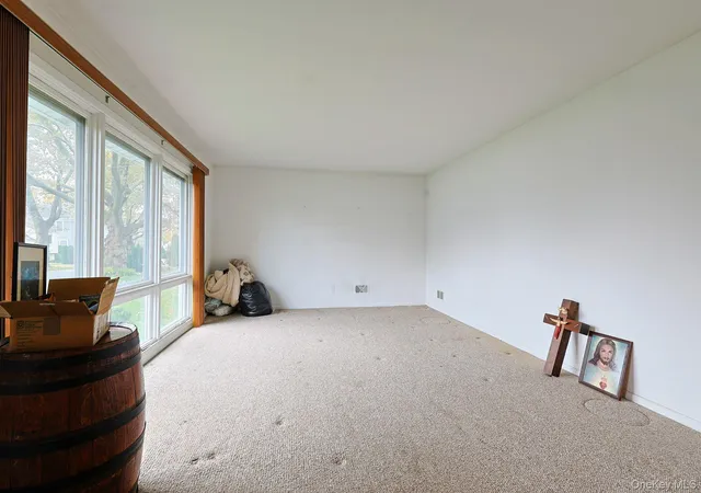 Photo 4 of Single family home for sale at 219 Remsen Rd, Yonkers, NY 10710 | MLS# 1062826 | Listing updated on 2026-10-20
