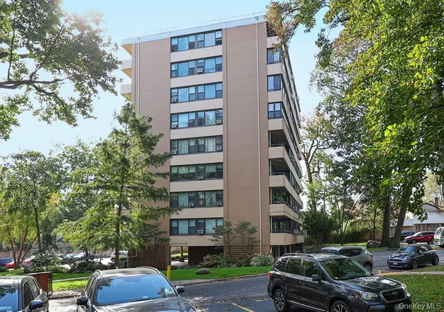 Photo 4 of House for sale at 10-34 166th Street #9D, New York, NY 11357 | MLS# 1062833 | Listing updated on 2026-10-17