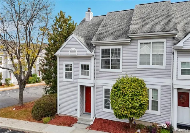 Condo for sale at 2 Durham Ct, Middletown, NY 10940 | MLS# 1062845