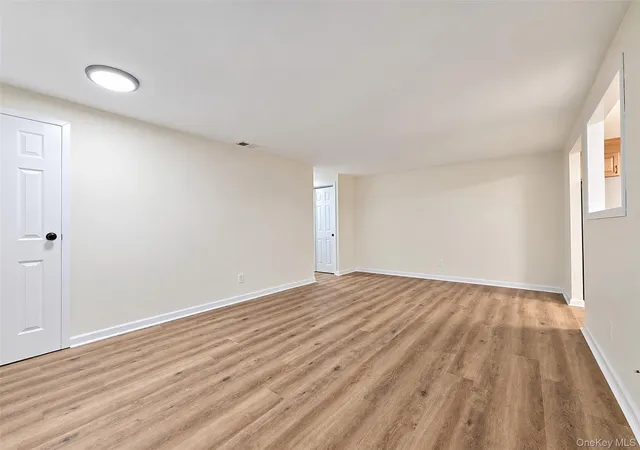 Photo 3 of Condo for sale at 88 Glenn Holw Dr Glenhollow, Brookhaven, NY 11776 | MLS# 1062847 | Listing updated on 2026-10-21