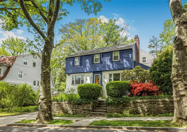 Photo 1 of Single family home for sale at 202 Tecumseh Ave, Mount Vernon, NY 10553 | MLS# 1062869 | Listing updated on 2026-10-20