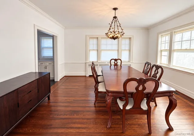 Photo 3 of Single family home for sale at 219 White Plains Rd, Eastchester, NY 10707 | MLS# 1062870 | Listing updated on 2026-10-24