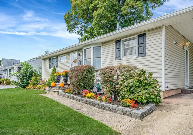 Single family home for sale at 11 Langdon St, Islip, NY 11751 | MLS# 1062884