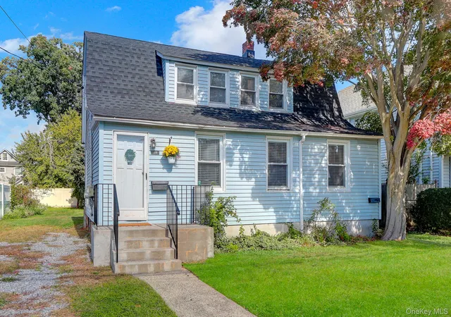 Photo 1 of Single family home for sale at 108 Linden St, Hempstead, NY 11710 | MLS# 1062894 | Listing updated on 2026-10-25