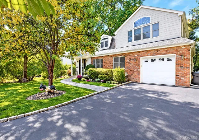 Single family home for sale at 29 Barberry Ln, North Hempstead, NY 11577 | MLS# 1062981
