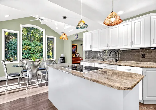Photo 4 of Single family home for sale at 29 Barberry Ln, North Hempstead, NY 11577 | MLS# 1062981 | Listing updated on 2026-10-29