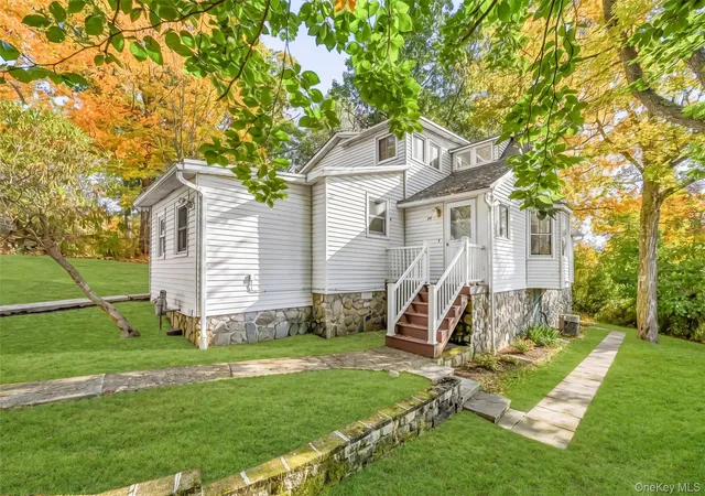 Photo 1 of Single family home for sale at 36 Weygant Hl, Highland Mills, NY 10930 | MLS# 1062985 | Listing updated on 2026-10-16