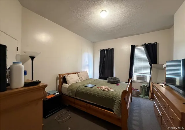 Photo 3 of House for sale at 22-19 Steinway St, Astoria, NY 11105 | MLS# 1063013 | Listing updated on 2026-10-16