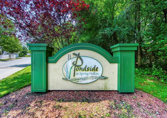 Photo 3 of Single family home for sale at 86 Woodlake Dr, Middletown, NY 10940 | MLS# 1063045 | Listing updated on 2026-10-17