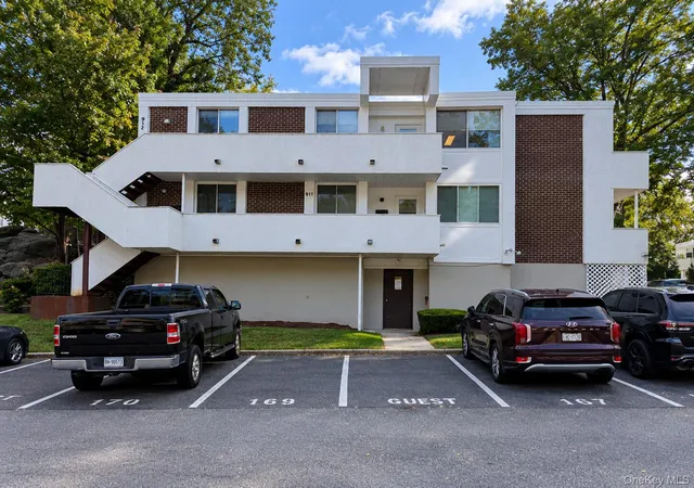 Photo 1 of Condo for sale at 921 Colony Dr, Greenburgh, NY 10530 | MLS# 1063108 | Listing updated on 2026-10-19