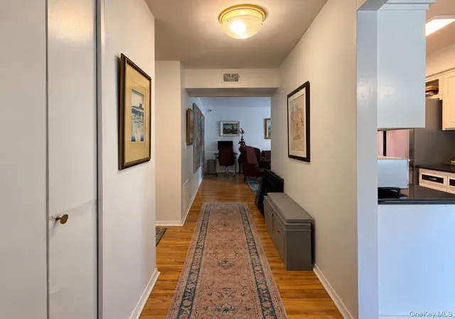 Photo 3 of Condo for sale at 921 Colony Dr, Greenburgh, NY 10530 | MLS# 1063108 | Listing updated on 2026-10-19