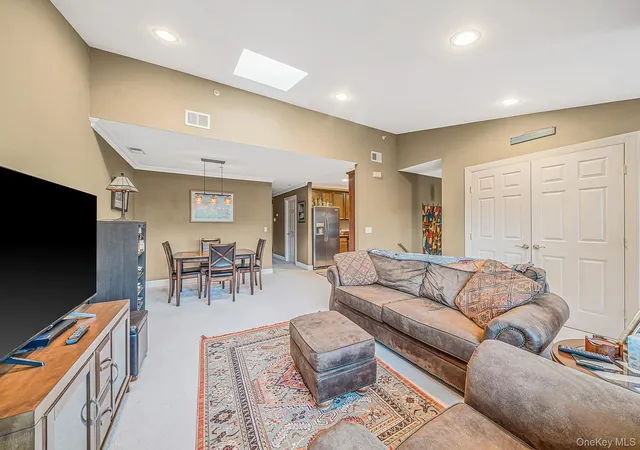 Photo 4 of Condo for sale at 138 Maya Cir, Islip, NY 11722 | MLS# 1063111 | Listing updated on 2026-10-18