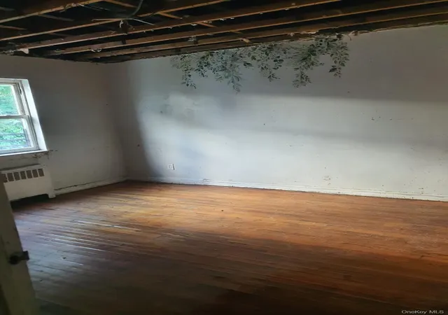 Single family home for sale at 3341 Eastchester Rd NE, New York, NY 10469 | MLS# 1063112