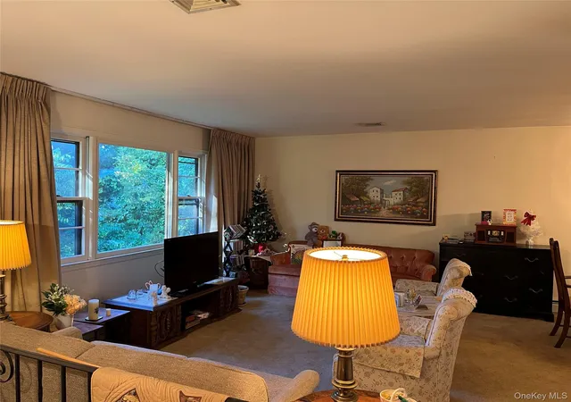 Photo 4 of Single family home for sale at 15 Rick Ln, Cortlandt, NY 10567 | MLS# 1063132 | Listing updated on 2026-10-20